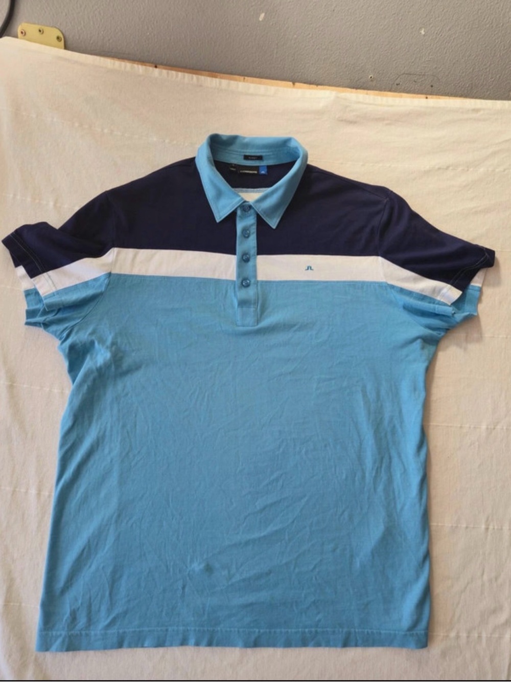 J.Lindeberg Men’s Slim Fit golf shirt